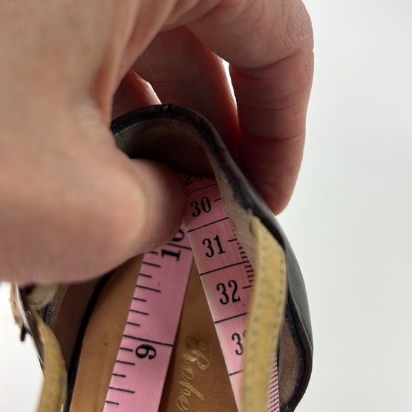 Vintage Robert Clergerie Paris leather two-tone pumps with chunky heel - Picture 9 of 10